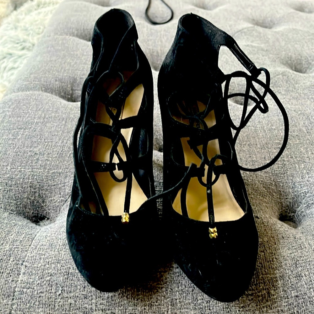 Black suede Woman’s Heels